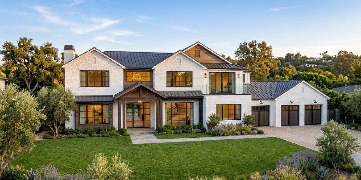 Renovate or Sell As-Is: What Brentwood Homeowners Should Consider