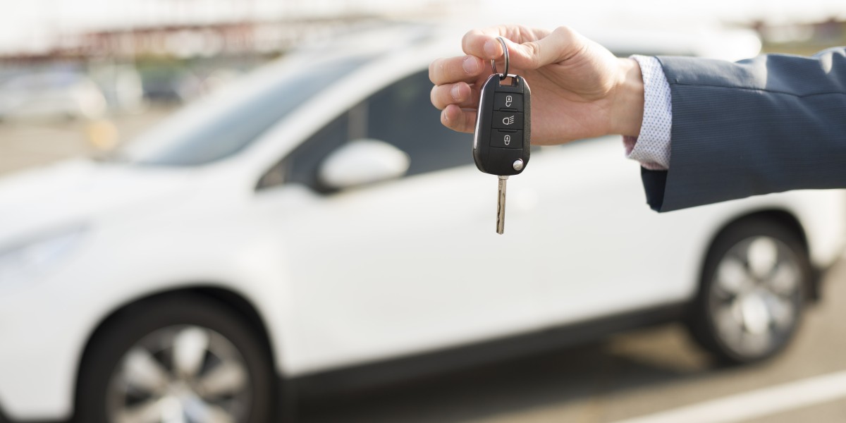 Booking Cheap Car Rental Marrakech During Peak Travel Season